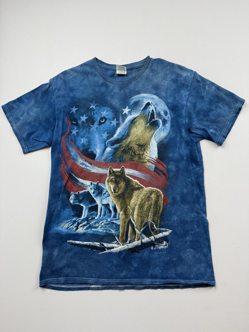 Delta Pro Weight Shirt Mens Medium Blue Wolves Flag Graphic Tee Patriotic USA